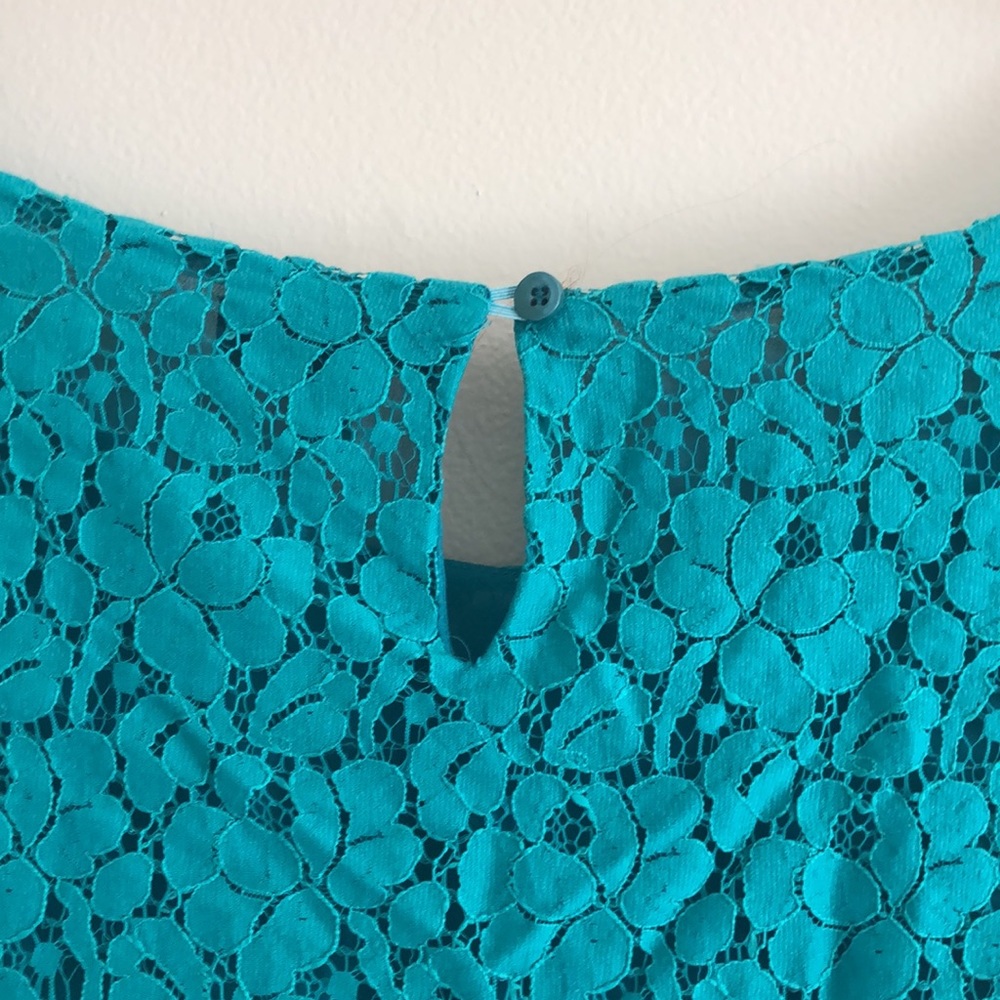 Le chateau lace top - Size XL - gently worn - Picture 5 of 7